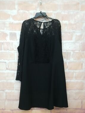 NWT Grazia Black Lace Panel Long Sleeve Dress Size 26